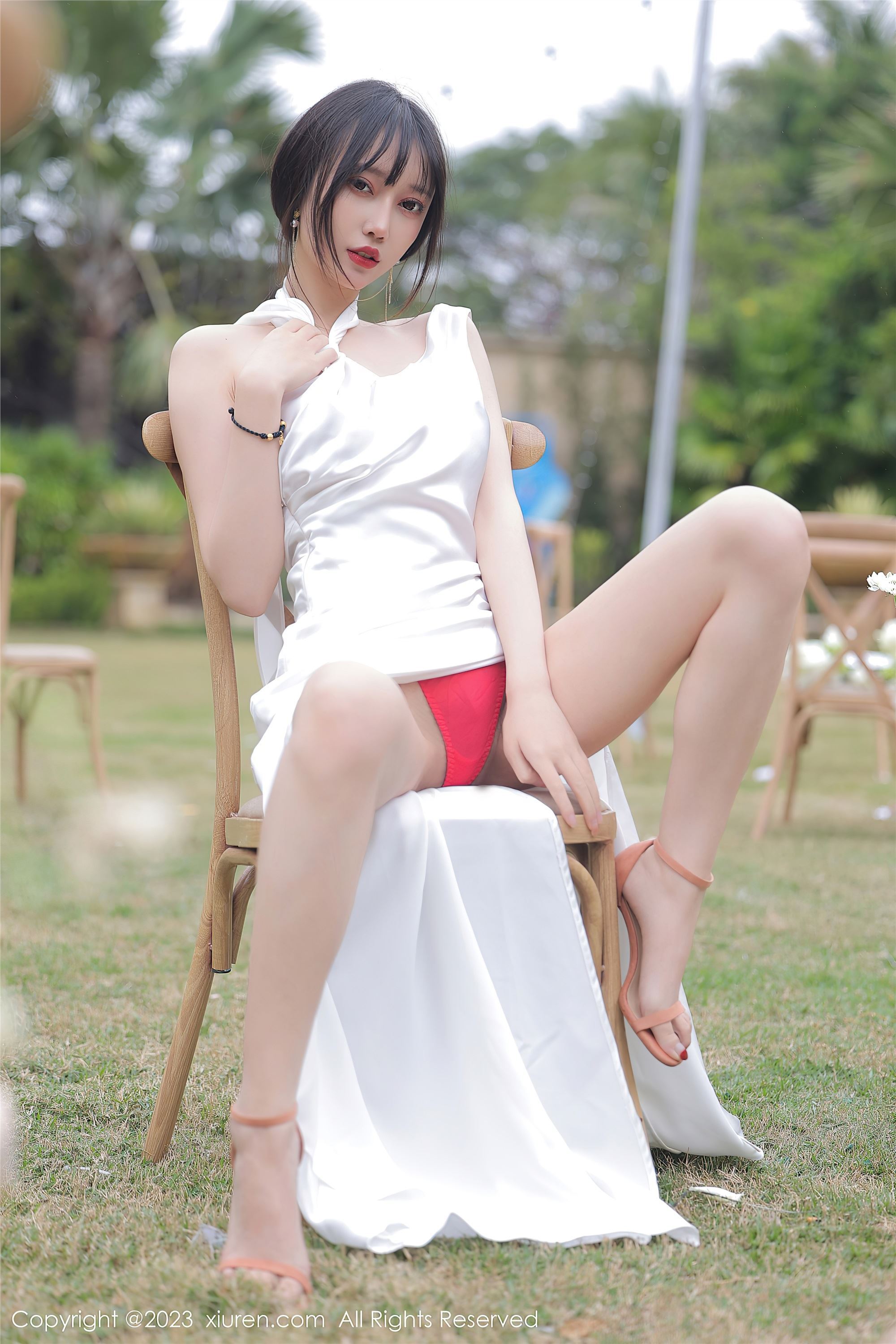 XiuRen秀人网  2023.03.24 NO.6466 玥儿玥er 万宁旅拍